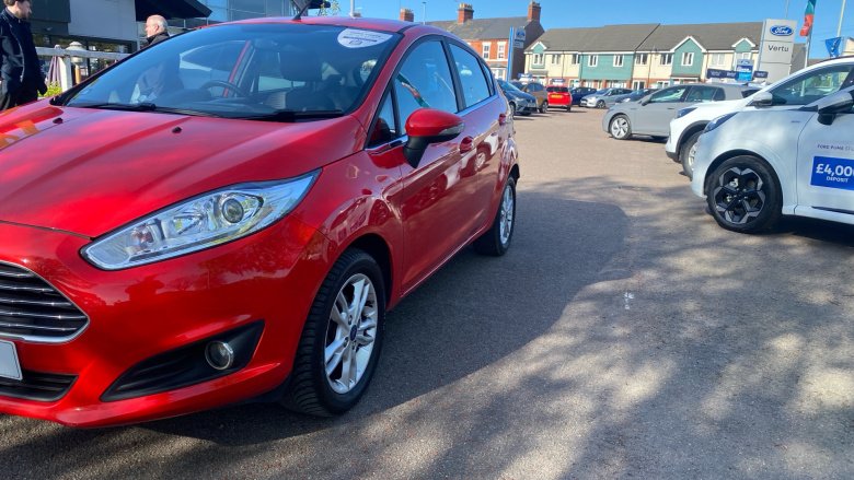 Ford Fiesta 1.0 Zetec 5dr Petrol Hatchback